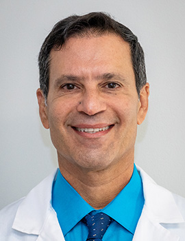 Dr. Leonardo Pena